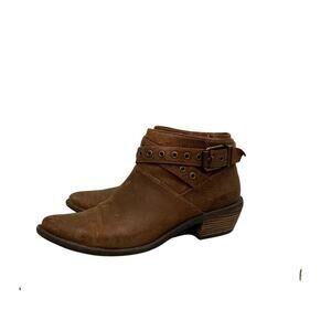 Adam Tucker Me Too Brown Booties Size 6 Riley Brown Grommet Buckle Detail